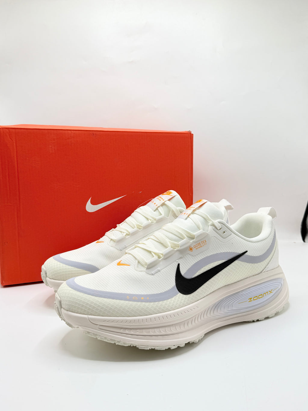 Nike VOMERO 18 Gore _TEX