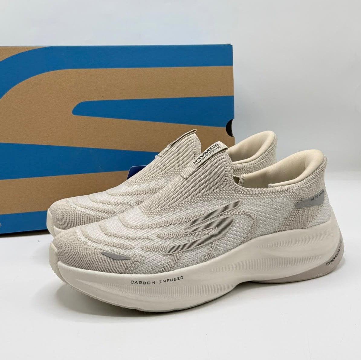 Skechers hyper burst boost