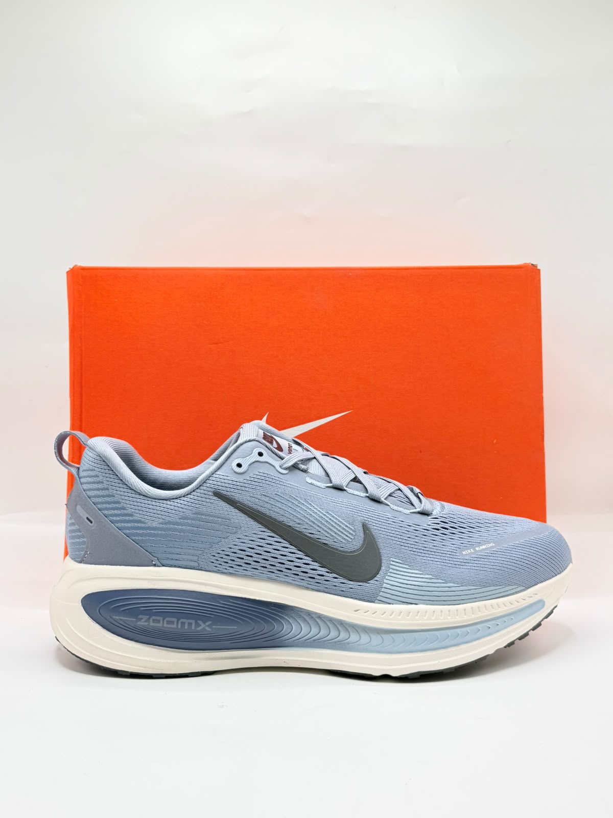 Nike vomero 18 original running shoes
