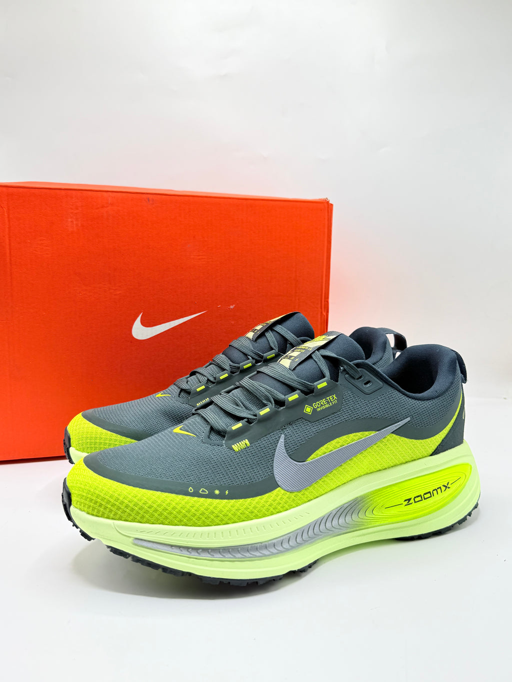 Nike VOMERO 18 Gore _TEX