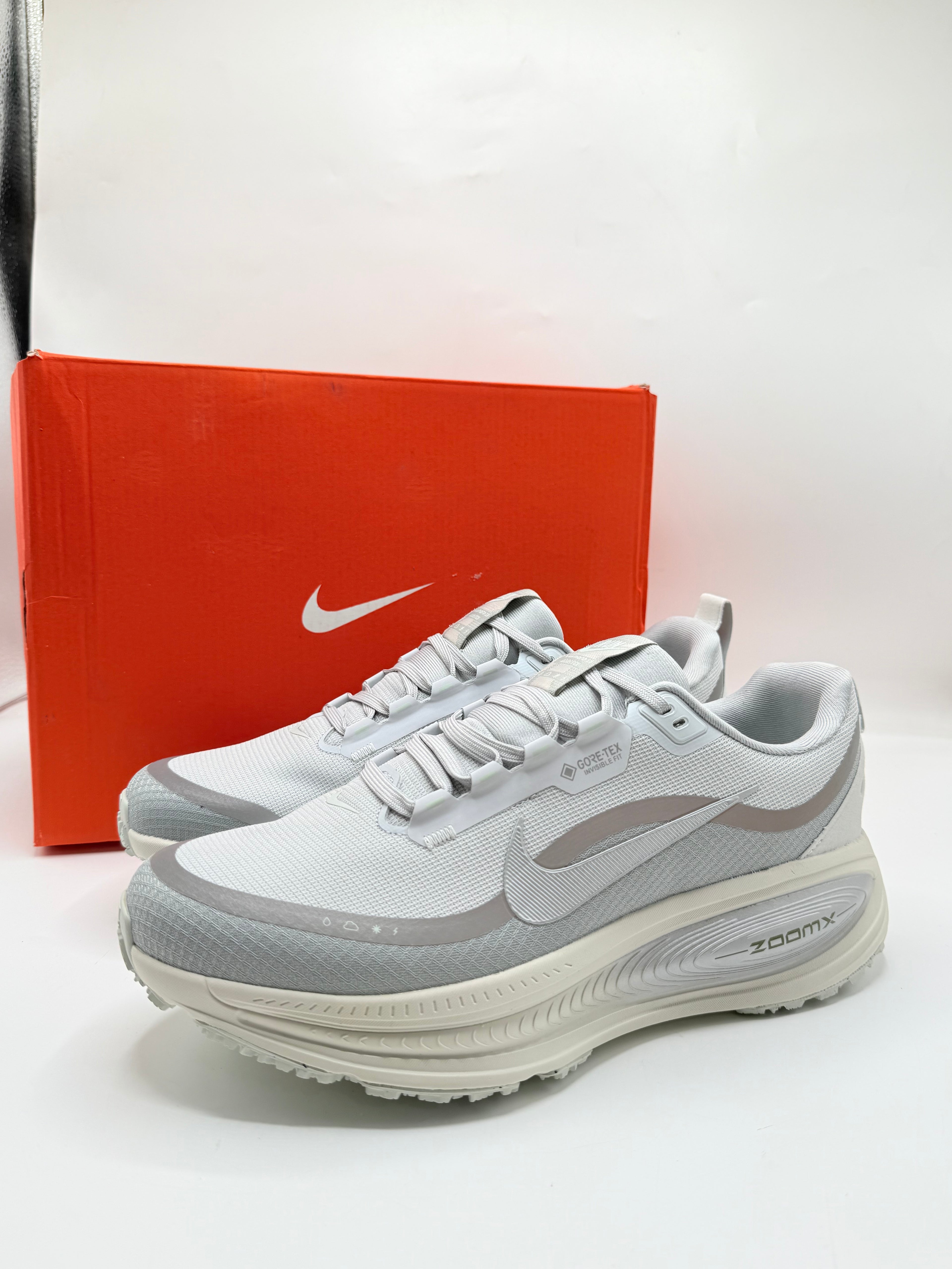 Nike VOMERO 18 Gore _TEX