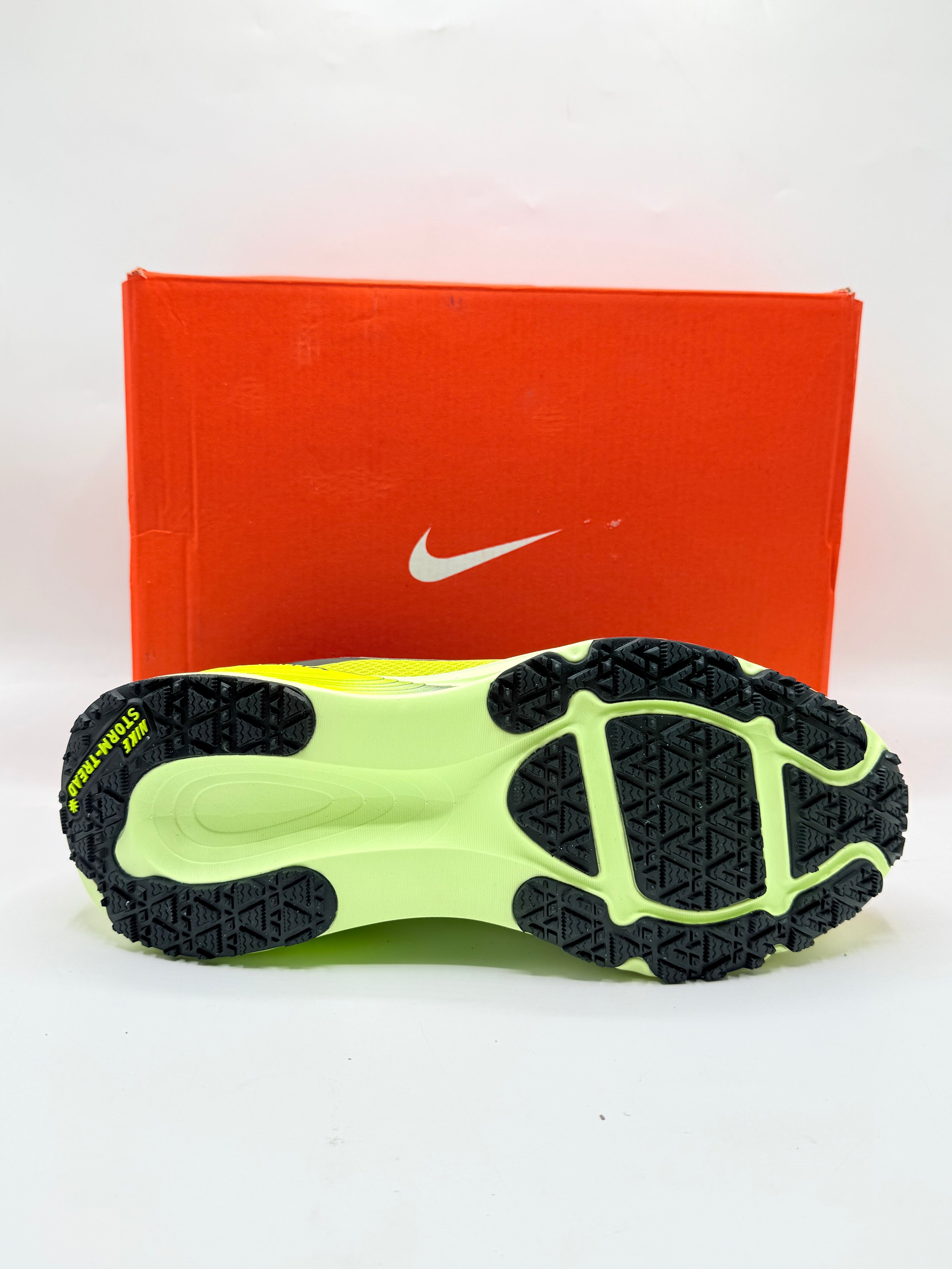 Nike VOMERO 18 Gore _TEX