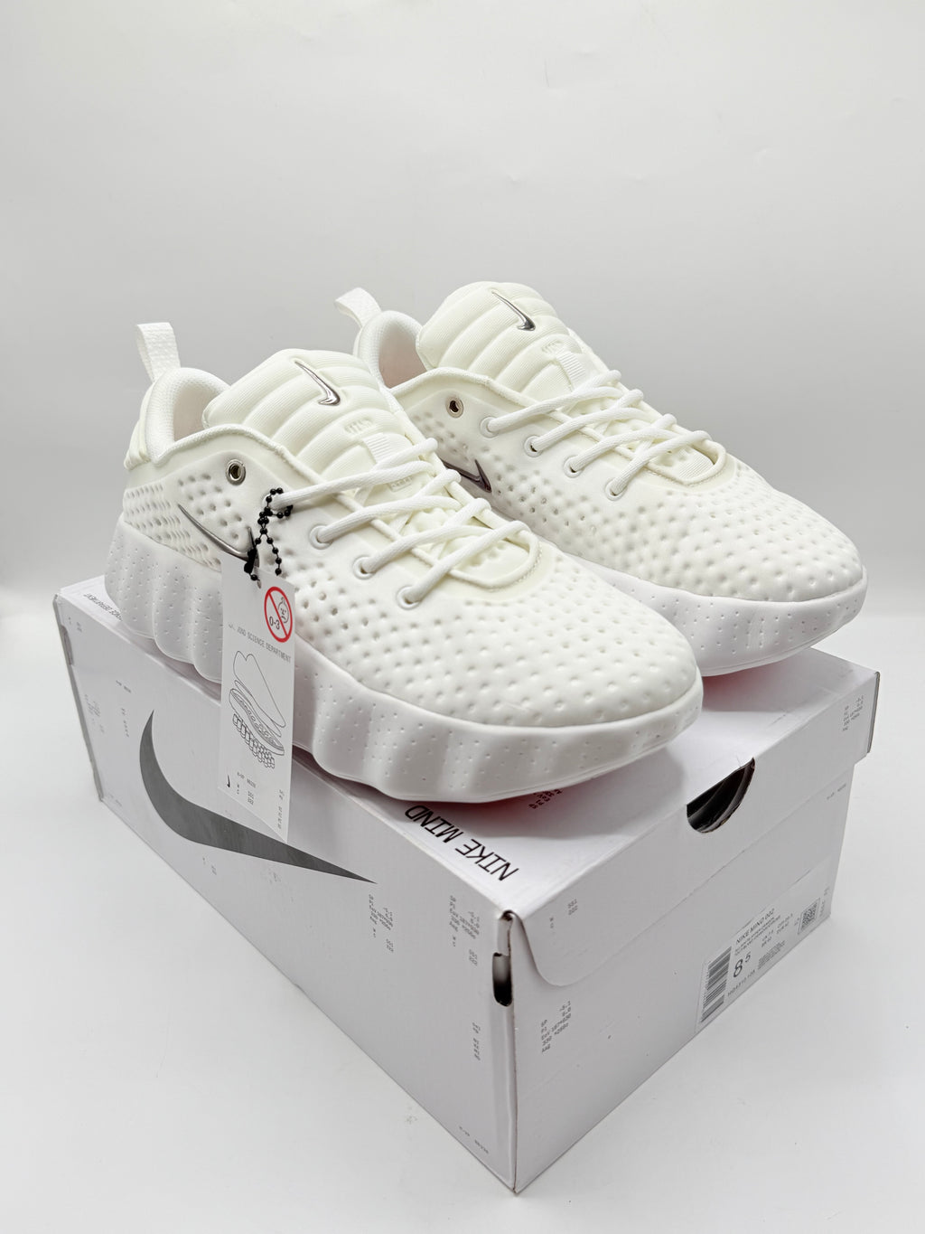 Nike Mind 002 white