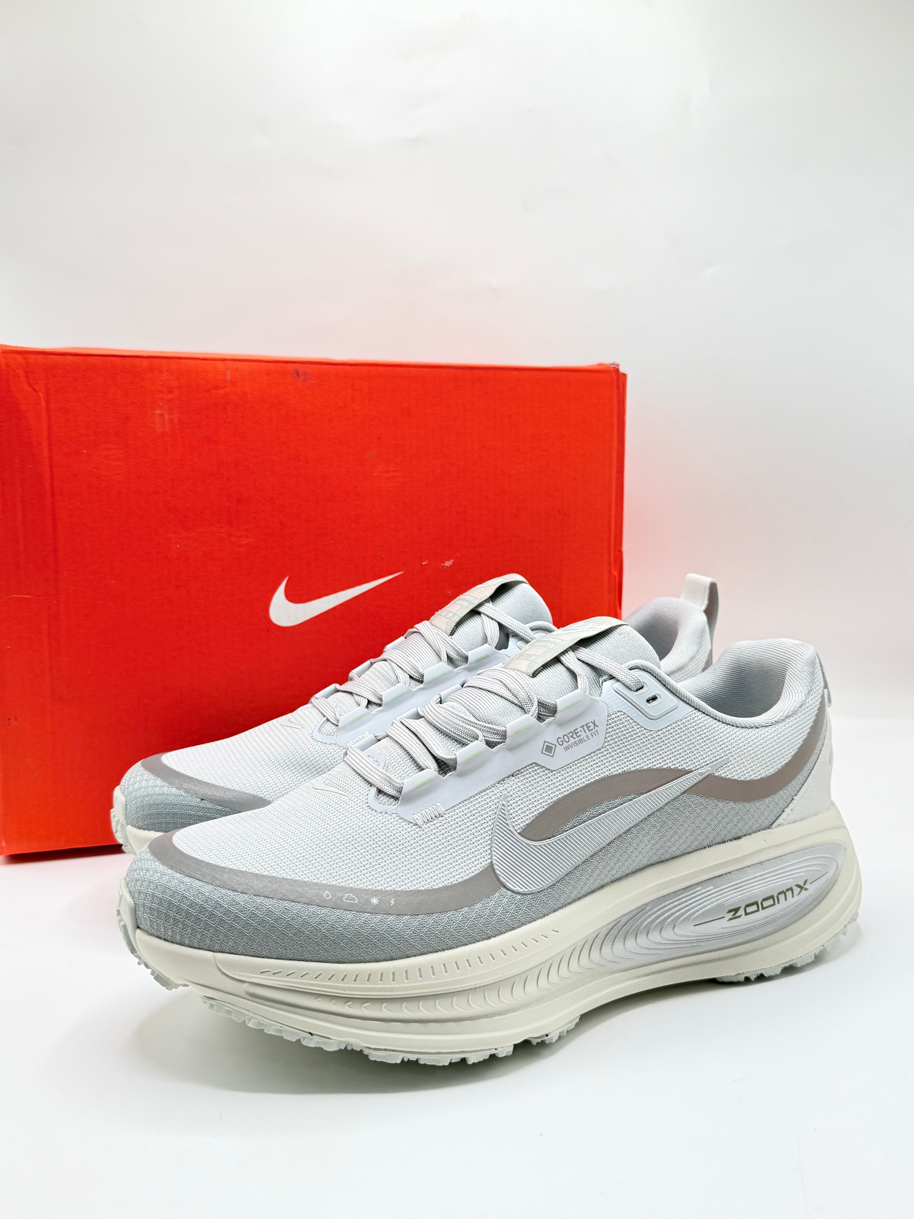 Nike VOMERO 18 Gore _TEX