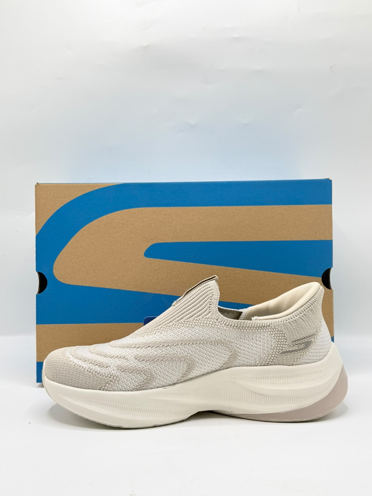 Skechers hyper burst boost