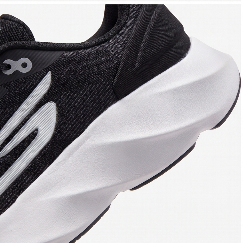 Premium Skechers Go Walk Max Cushioning Hyper Arc in Pakistan - dapdrips