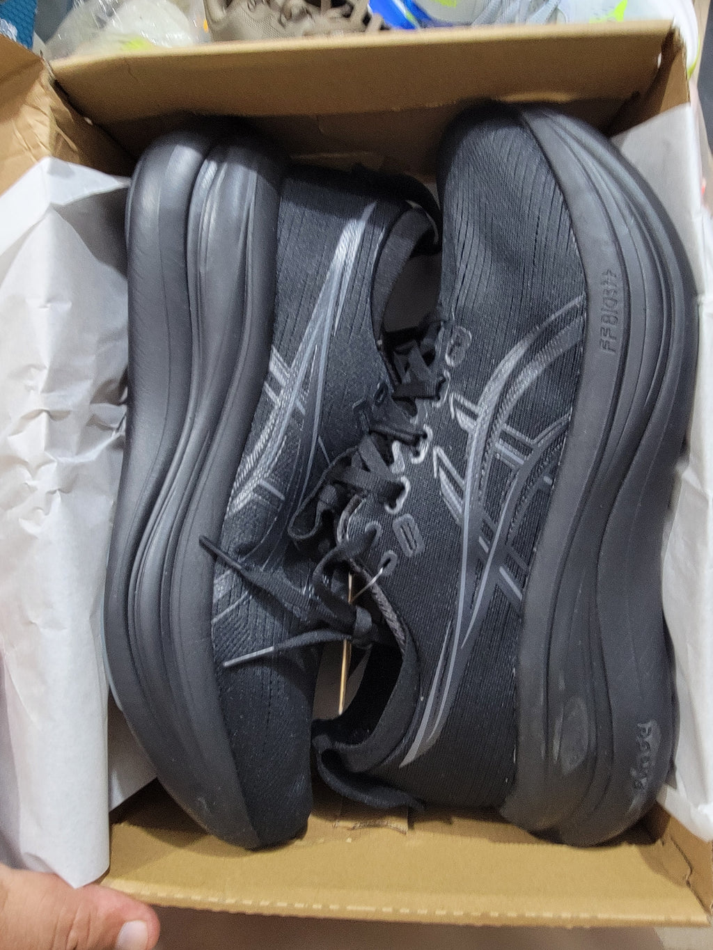Asics Gel-Nimbus 28